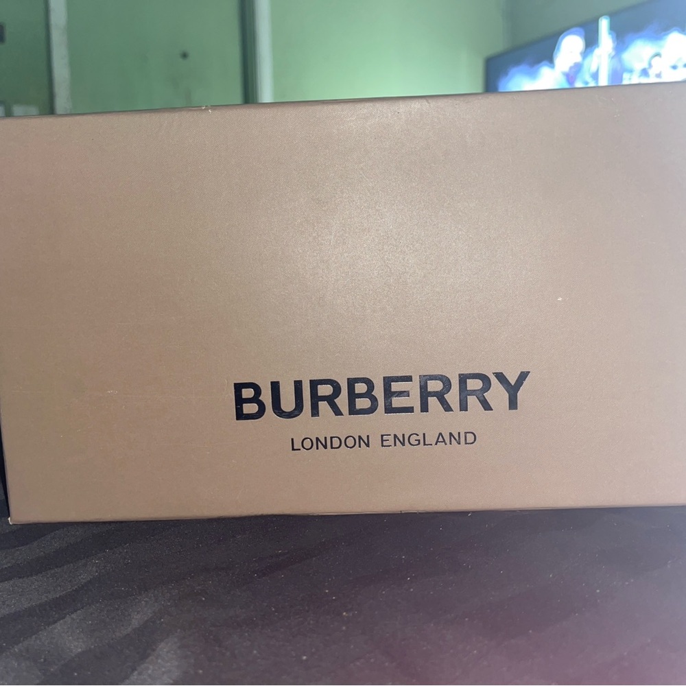 Burberry Tan Box